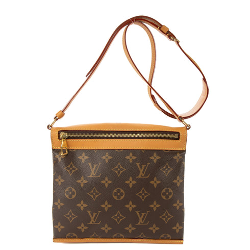 Saumur Messenger Bag Monogram Canvas PM