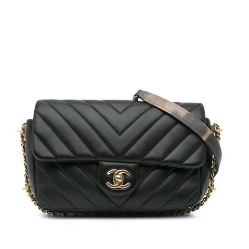 Chain Around CC Flap Bag Chevron Lambskin Mini