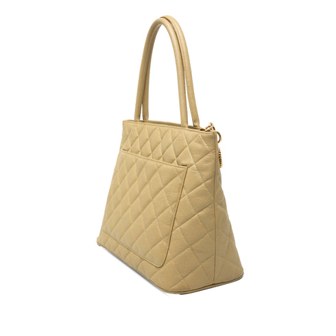 Medallion Tote Quilted Caviar