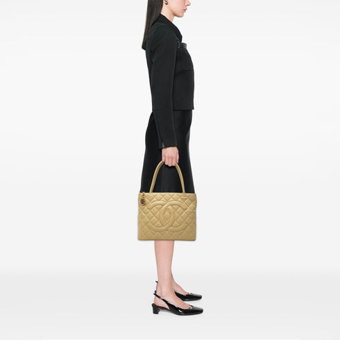 Medallion Tote Quilted Caviar