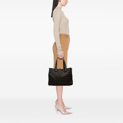 Travel Line Tote Nylon Medium