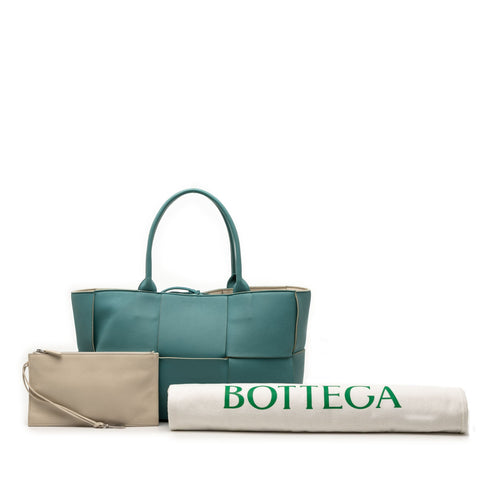 Arco Tote Maxi Intrecciato Leather Medium