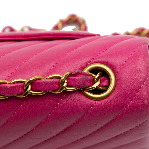 Classic Single Flap Bag Chevron Lambskin Mini