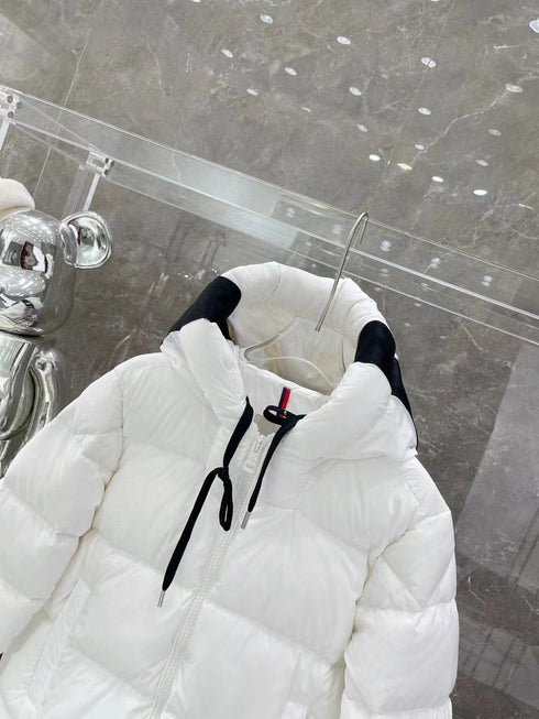 Moncler Hood-Print Hooded Puffer Coat