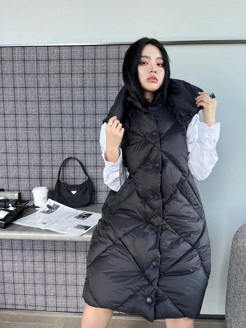 Burberry Long Diamond-Quilted Hooded Down Vest
