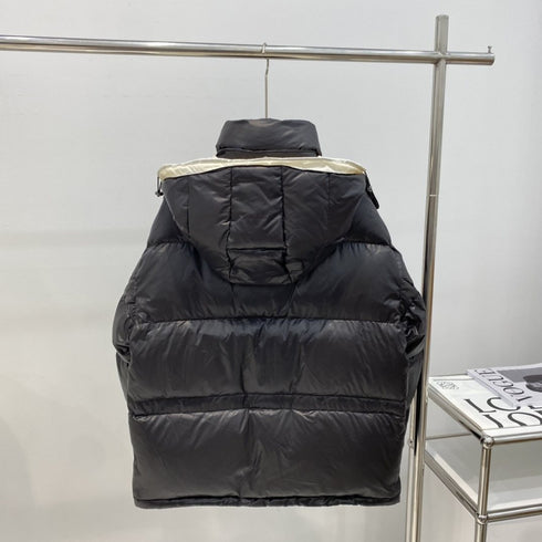 Moncler Contrast-Yoke Hooded Puffer Coat