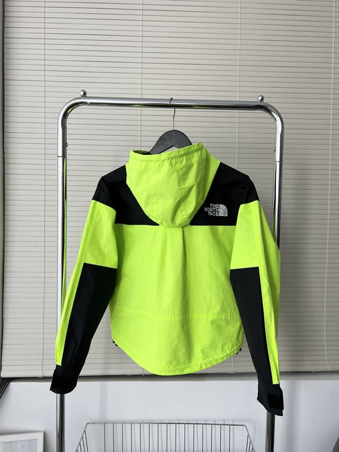 The North Face Women’s Short Hooded Jacket