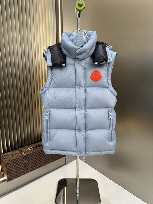 Moncler Convertible-Sleeve Hooded Puffer Coat
