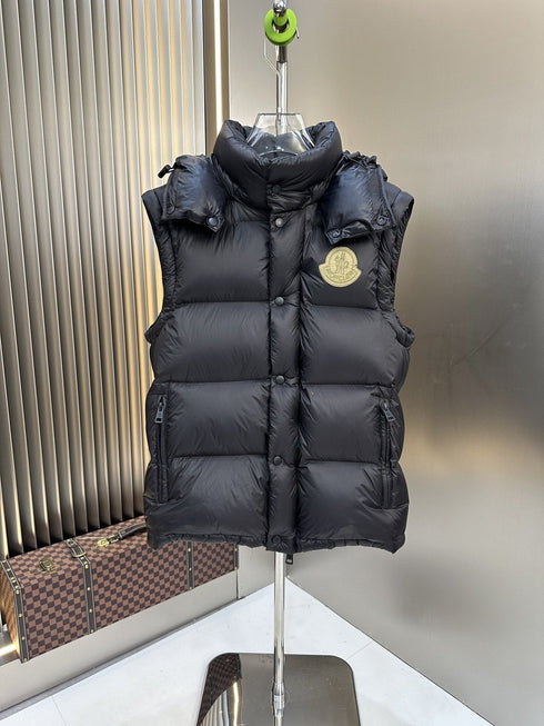 Moncler Convertible-Sleeve Hooded Puffer Coat