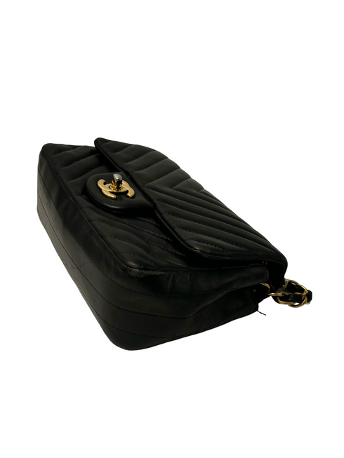 Classic Single Flap Bag Chevron Lambskin Mini