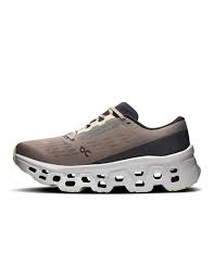 Women's On Cloudmonster 3
