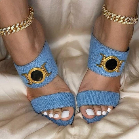 Wifey Iced Cuban Anklet