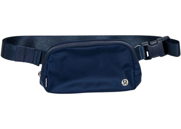 Lululemon Everywhere Belt Bag Crossbody Bag True Navy