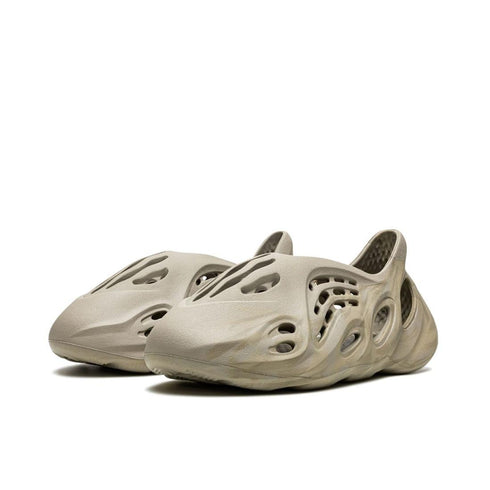 YZY Comfort Foam Runner "Sage"