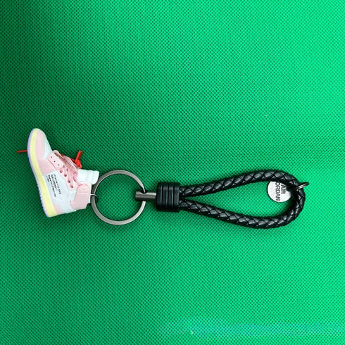Miniature Air Jordan Keychain – Ultimate Gift for Basketball Fans