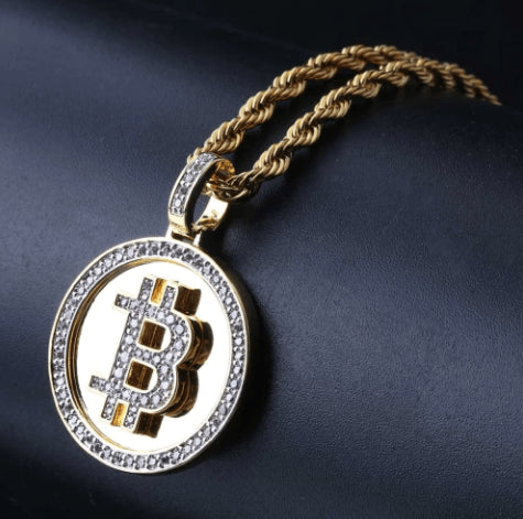 VVS Jewelry Iced bitcoin pendant