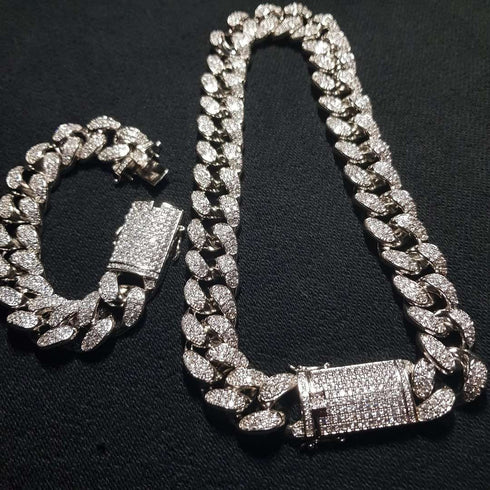 18k Gold/Silver Chain + FREE Bracelet Bundle - Original Price