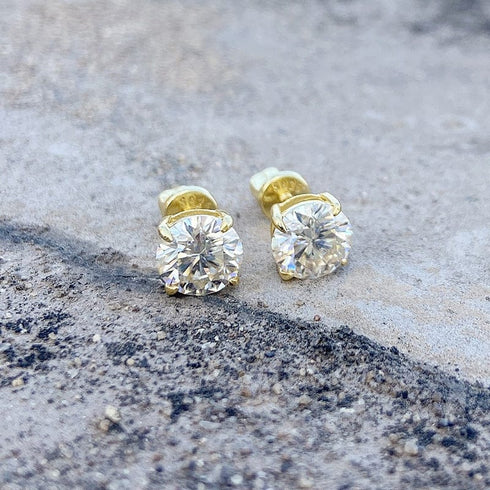 925 Sterling Silver VVS 1 Carat Moissanite Stud Earrings