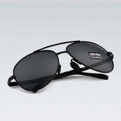 Classic Metal Framed Aviator Sunglasses
