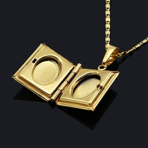 Quran Photo Pendant Necklace