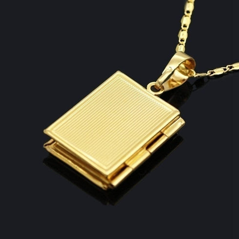Quran Photo Pendant Necklace