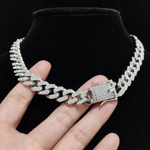 Fully Iced Out Pink Biting Lip Cuban Pendant Chain
