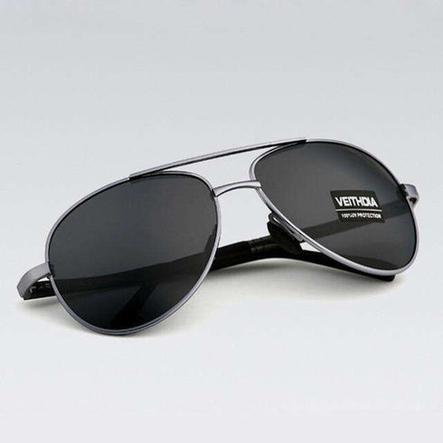 Classic Metal Framed Aviator Sunglasses