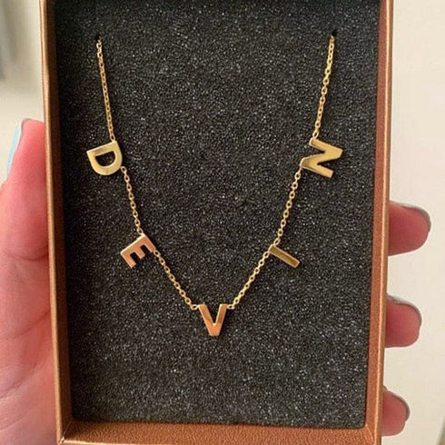 VVS Jewelry 18k Gold Custom Name Clavicle Necklace