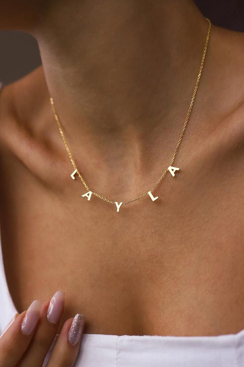 VVS Jewelry 18k Gold Custom Name Clavicle Necklace