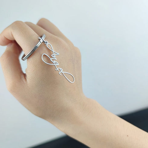 VVS Jewelry Custom Cursive Name Keychain