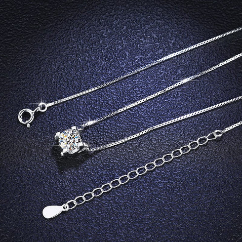 VVS1 Classic Moissanite Pendant 925 Silver Necklace