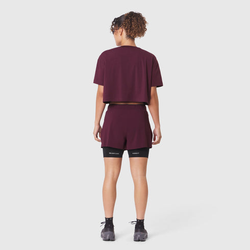 W082. SUPIMA® Ice-Skin™ Reversible Crop Tee - Merlot/Black
