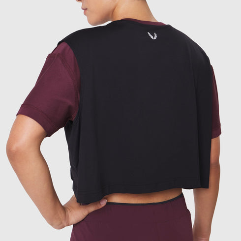 W082. SUPIMA® Ice-Skin™ Reversible Crop Tee - Merlot/Black