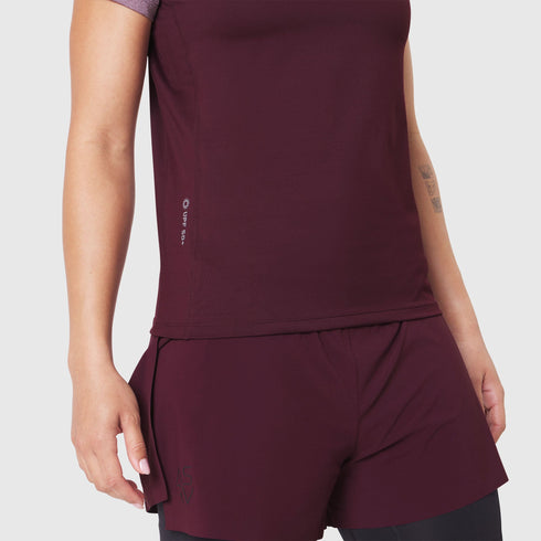 W086. AEROSILVER® UPF50+ Run Tee - Merlot