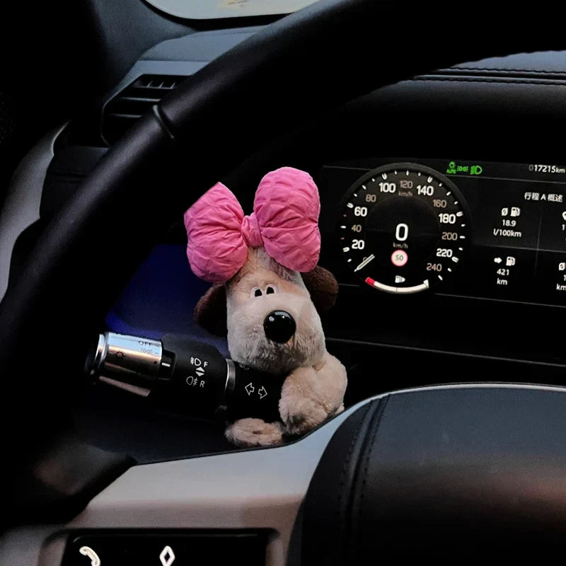 Schattige Decoratiehond Auto