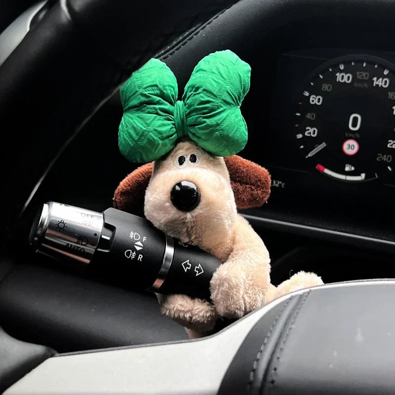 Schattige Decoratiehond Auto