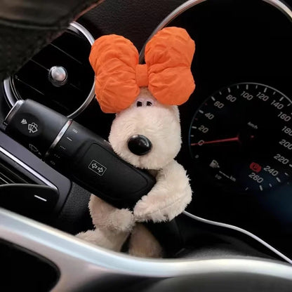Schattige Decoratiehond Auto